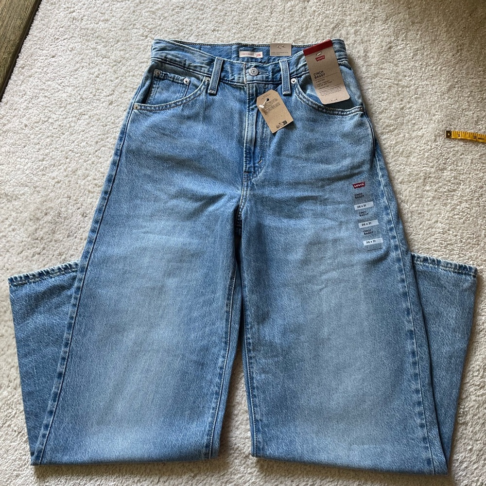 NWT Levi's Cinch Baggy High Rise Women's Jeans Size 26/31